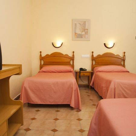 Hostal París La Linea de la Concepcion Exterior foto